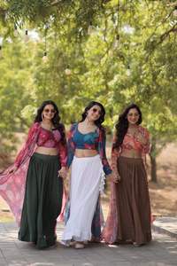 Vêtements ethniques attrayants à forte demande Costume Salwar en organza lourd & Dupatta avec broderie lourde Travail Femme Exportateur de mode - Product Image 5