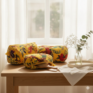 Étui portable matelassé en velours de coton écologique avec fermeture éclair pour ensemble de sacs, trois trousses de toilette de voyage florales légères - Product Image 1