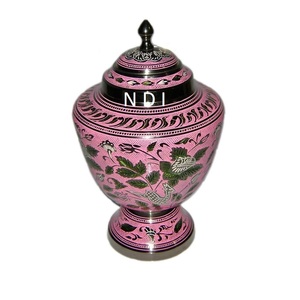 Urnes de crémation en laiton de qualité supérieure Finition en bronze antique Cendres pour adultes Mémorial funéraire Cendres pour adultes Urnes de crémation - Product Image 5