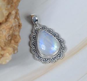 Piedra lunar arcoíris blanca, colgante de Plata de Ley 925 en forma de pera, piedra natal de Junio hecha a mano, joyería fina para regalo de cumpleaños - Product Image 3