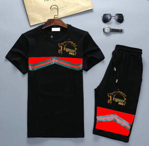 Conjunto de camiseta de manga corta y pantalones cortos para hombre Perfecto para ropa informal y salidas de verano Conjunto de pantalones cortos para hombre - Product Image 1