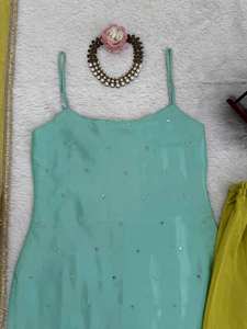 Combinaisons Salwar en soie chinon pour les occasions festives - Product Image 4