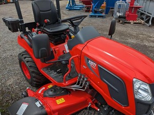 Tractor cortacésped Kioti CS2520 con segadoras de montaje medio en venta - Product Image 4
