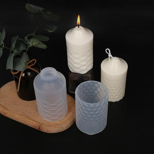Moldes <span class=keywords><strong>de</strong></span> velas <span class=keywords><strong>de</strong></span> silicona <span class=keywords><strong>de</strong></span> <span class=keywords><strong>Pilar</strong></span> personalizados OEM chinos ondulados cilíndricos <span class=keywords><strong>de</strong></span> buena calidad para hacer velas <span class=keywords><strong>de</strong></span> jabón para hornear - Product Image 3