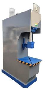 Presse hydraulique automatique de type C de 50 tonnes avec moteur et pompe |   Presse industrielle robuste pour le poinçonnage, le pliage et le rivetage - Product Image 4