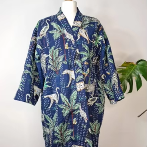 เสื้อคลุมผ้าควิลท์ผ้าฝ้ายแท้ทำมือสำหรับผู้หญิงใส่สบายพิมพ์ลายป่าระบายอากาศคอวีแบบผูกเชือก - Product Image 1