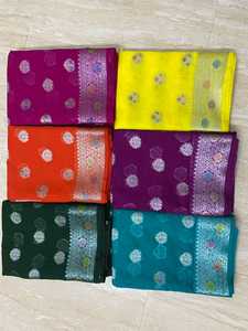 Saris en soie de brocart de couleur bleu royal fabriqués sur mesure à partir de tissus en pure soie idéaux pour la revente par les magasins de vêtements - Product Image 3