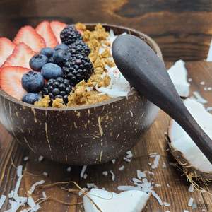 Handmade Coconut Bowl Wholesale Durable Eco Friendly Natural Coconut Shell Salad Bowl Decorative Kitchen Gift Ready - Product Image 3