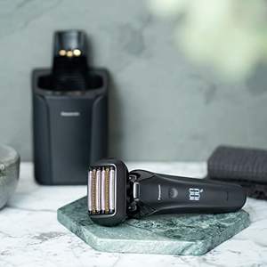 Afeitadora Eléctrica Rotativa Inalámbrica para Hombre, 6 Cuchillas, Uso en Seco/Húmedo, Base de Carga y Limpieza, Resistente al Agua IPX7, Producto de Repuesto - Product Image 2