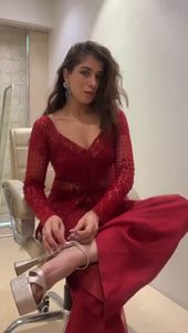 Classique élégant femmes 100% coton crêpe robe broderie florale col en v décontracté court genou longueur conception avec technique tissée - Product Image 6