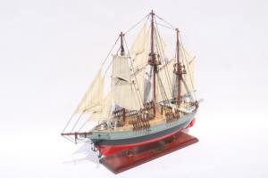 Modelo de Barco Único - Modelos de Barcos de Madera FRAM de Vietnam para Decoración del Hogar, Regalos Navideños y Coleccionables - Product Image 4