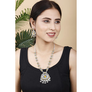 Collier long rond jaune GS pour soirée, fabriqué en alliage durable - Product Image 2