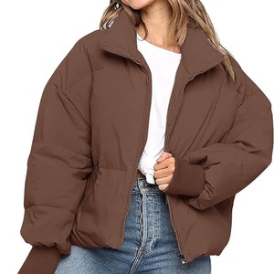 Precio al por mayor Chaquetas acolchadas para mujer MOQ bajo personalizado Cálido Slim Fit Ropa de calle Abrigo acolchado Prendas de abrigo Chaqueta acolchada para mujer - Product Image 5