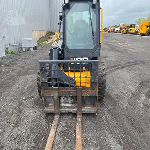 Chargeuses compactes JCB 270 Capacité de charge lourde Construction solide Performance fiable Conçu pour la construction Acheter une qualité supérieure - Product Image 1