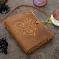 Diario de Viaje Hecho a Mano con Papel de Cuero Repujado Exclusivo, Diseño Retro de Corazón en Acuarela, Tapa Blanda, 120 Páginas