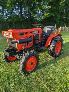 Nouveaux tracteurs Kubota 4x4 Farming Machine tracteur agricole à vendre près de chez moi - Product Image 3