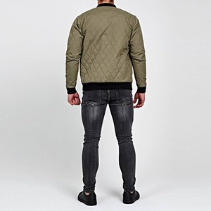 Chaqueta de bombardero transpirable para hombre con etiqueta privada Chaqueta de bombardero para uso en exteriores Chaqueta de bombardero cómoda - Product Image 3