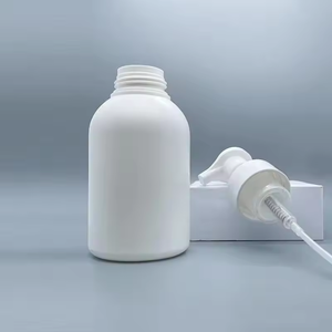 Botellas cilíndricas de espuma de plástico PET personalizadas para desinfectante de manos y limpiador facial personalizado con logotipo impreso - Product Image 4