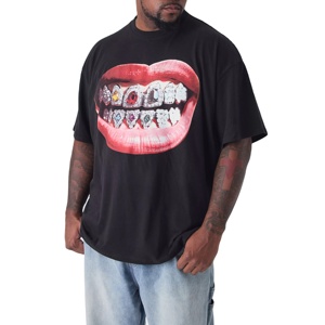 T-shirt oversize pour homme avec grand imprimé graphique sur le devant, coupe ample, en coton, style streetwear, épaules tombantes, décontracté, pour l'été - Product Image 1