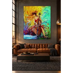 Fida Cellist Woman avec des cheveux blonds ondulés, impression sur toile - Product Image 2