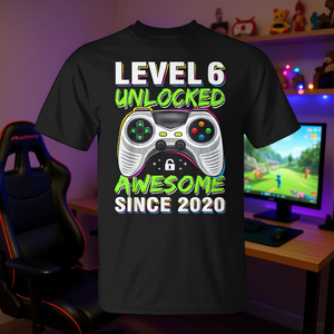 Maglietta da gaming per il 6° compleanno per ragazzi, personalizzabile, con stampa 'Level 6 Unlocked', fantastica dal 2020, regalo promozionale - Product Image 3