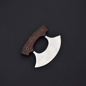 มีดอลาสก้าอูลูเหล็กกล้าคาร์บอน พร้อมปลอกหนัง ด้ามไม้พะยูงตีขึ้นรูปเอง ทำด้วยมือ มีดครัว OEM ระดับมืออาชีพ - Product Image 4