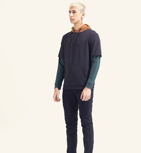 Secado rápido Nuevo estilo Out Wear Diseño único Transpirable Color sólido Ropa deportiva personalizada para hombres Sudadera con capucha Nuevos hombres Sudadera con capucha de moda - Product Image 2