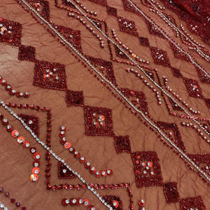 Tissu de luxe Ruby, broderie géométrique à sequins, dentelle en organza métallique, maille légère, 90 GSM, techniques de tissage, articles en stock - Product Image 1