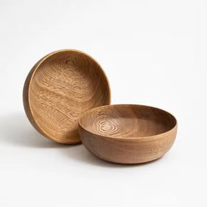 Juego de 2 cuencos de madera con un elegante diseño hecho a mano para la decoración del comedor del hogar - Product Image 1