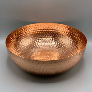 Bol de service à fruits en cuivre dernier modèle pour la maison, les hôtels et les restaurants Bol de service couleur cuivre en forme de feuille Fournitures de bol de service - Product Image 5