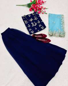 ชุดเดรสปาร์ตี้ผ้าจอร์เจียต์เนื้อหนาปักเลื่อม แขนยาว พร้อมลายฉลุ ตัดเย็บสำเร็จ - Product Image 3