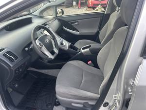 IMPRESIONANTE Toyota Prius Three 2012, Hatchback de 4 Puertas, Transmisión Automática - Product Image 2