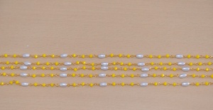 <b>Best</b> Quality Gold Plated Rice Pearl & Yellow 3-4 mm Glass Beads Rondelle Rosary Chain, Wire Beaded Chain for Jewelry Making - Product Image 5
