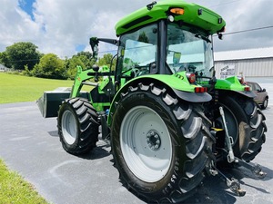 Tracteur agricole Deutz-Fahr 5120G 2022 avec chargeur frontal, pneus à grande traction, cabine fermée, tracteur utilitaire agricole pour - Product Image 1