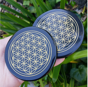 Plaque de charge en Agate noire Offre Spéciale naturelle de meilleure qualité avec fleur de vie gravée cadeau pour meilleur ami - Product Image 2