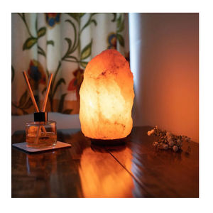 Lampe au sel de l'Himalaya de la meilleure qualité 1-2KG lampe à sel rose naturel lampe à sel Style Feng Shui sculptée à la main lampe au sel naturel - Product Image 2