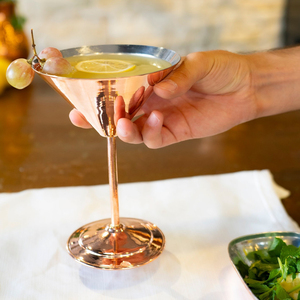 แก้วตวงไวน์เคลือบเงาสีทองแดงขนาดกำหนดได้เองสำหรับตกแต่งโต๊ะในบาร์ร้านอาหารโรงแรม - Product Image 2