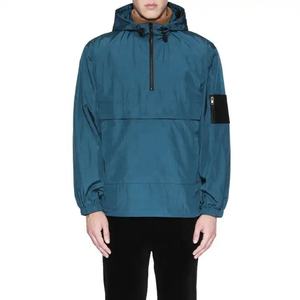 Chaqueta cortavientos de invierno para hombre al por mayor precio de fábrica oversize media cremallera con capucha 100% poliéster cuello levantado - Product Image 1