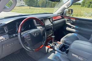 USADO LHD/RHD 2010 LE X US LX 570 - Product Image 2