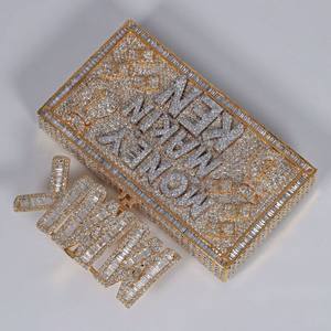 Joyería lujosa en colgante de diamantes cultivados en laboratorio de 14 KT para hombres con diamantes de claridad VVS - Product Image 2