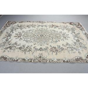 Turkish Large Rug 5,5x9 ft, <b>Brown</b> Polka dot Vintage <b>Wool</b> Rug - Product Image 2