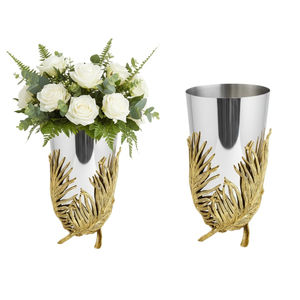 Vase à fleurs en acier inoxydable artisanal avec finition or antique, base sculpturale en feuille de palmier en laiton, décoration moderne pour la maison, utilisation sur table - Product Image 1