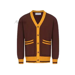 Sweater rajut lengan panjang pria, pakaian universitas wol katun bersirkulasi saku ganda, kardigan rajut lengan panjang warna kuning