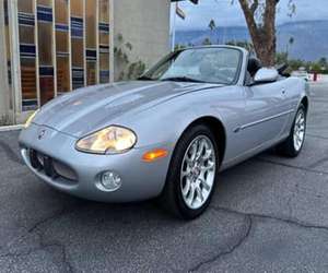 Ja guar XKR Cabriolet d'occasion de 2002, V8 suralimenté de 370 ch, non modifié - Product Image 1
