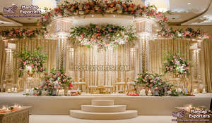 Mandap de mariage indien moderne et élégant avec cadre en fibre de verre à trois poteaux, design léger - Product Image 2