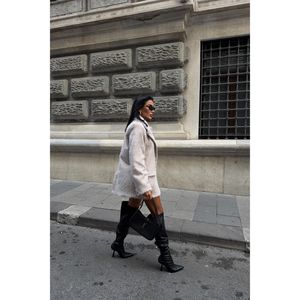 เสื้อแจ็คเก็ตผู้หญิงสีเบจ ผ้าอัลปาก้าแคชเมียร์ ทรงบอยเฟรนด์ - Product Image 4