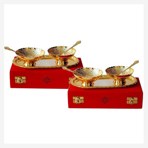 Hot Selling Eco-Friendly Finest Quality Polished Brass Classic Customizable Giftware Bowls Set Flower Motif Two Tone Gold Silver - Product Image 6