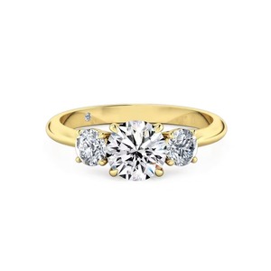 <b>Three</b> Stone Certified Lab Grown Diamond Round Brilliant Engagement Ring Romantic Gift For Her 14K Solid Gold G-VS2 Prong Setting - Product Image 3