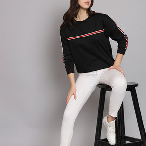 Nuevo Diseño Otoño Invierno Sudadera Corta Holgada de Moda para Mujer con Cuello Redondo y Estampado Lavado Ácido en la Parte Delantera - Product Image 3