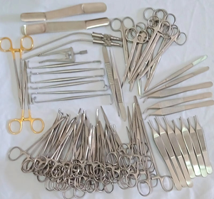 Juego de Instrumentos Quirúrgicos para Cirugía Plástica, 72 Piezas, Kit de Acero Inoxidable, Suministros Médicos Esterilizados Manualmente para Mascotas, Sunnymed SY-P052 - Product Image 1